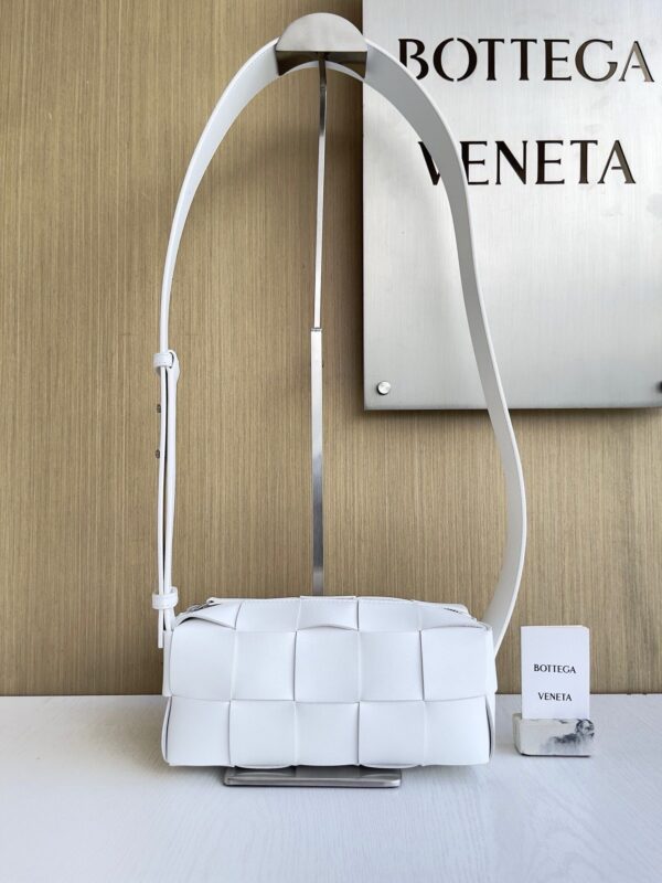 Bottega Veneta bag authentic quality 2025