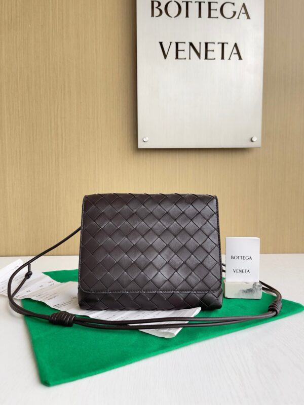 Bottega Veneta bag authentic quality 2025