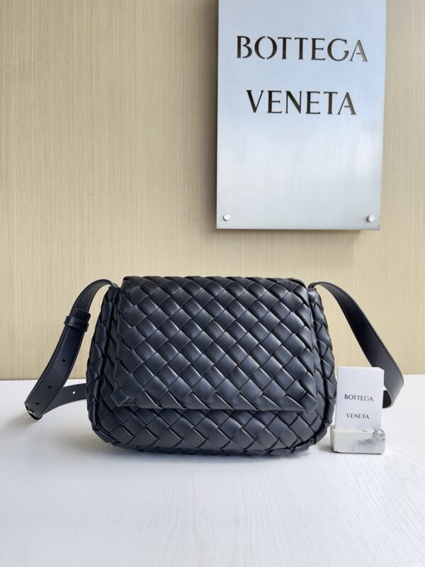 Bottega Veneta bag authentic quality 2025