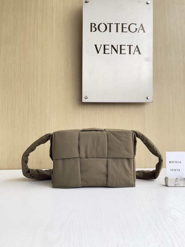 Bottega Veneta bag authentic quality 2025