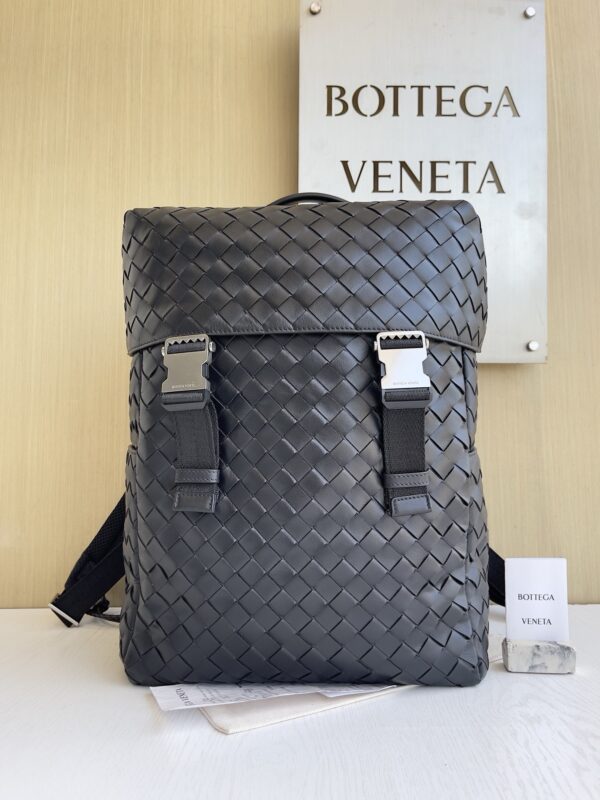 Bottega Veneta bag authentic quality 2025
