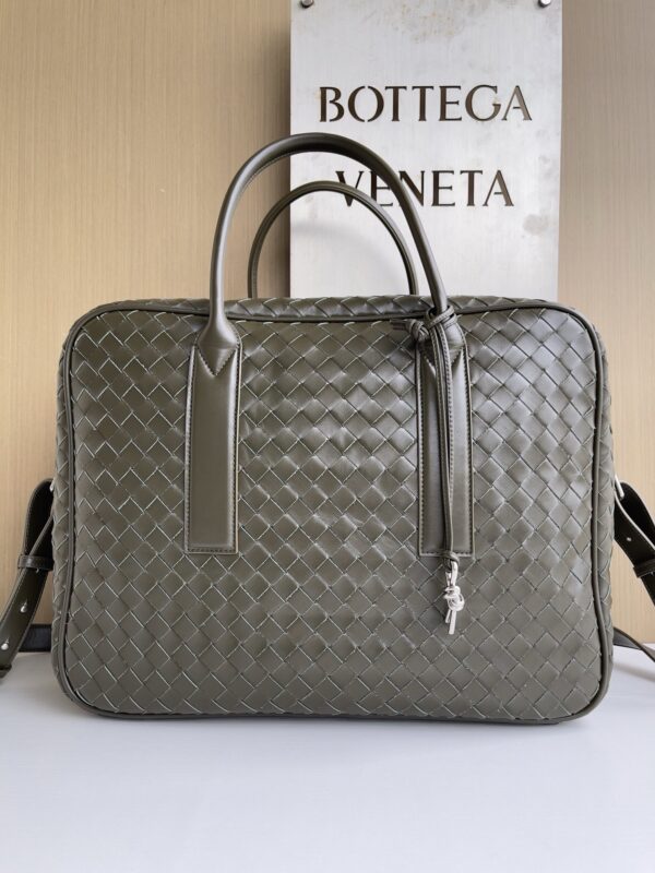 Bottega Veneta bag authentic quality 2025