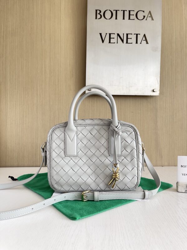 Bottega Veneta bag authentic quality 2025