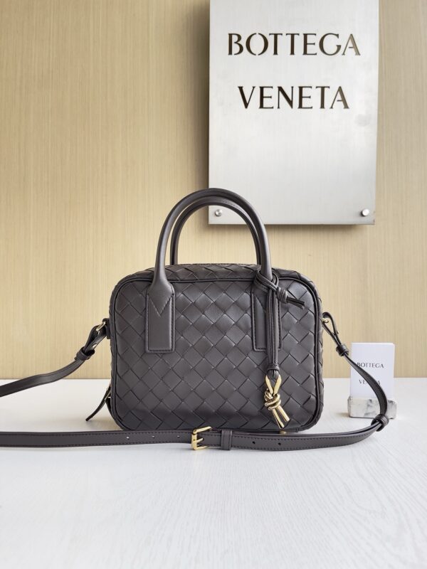 Bottega Veneta bag authentic quality 2025
