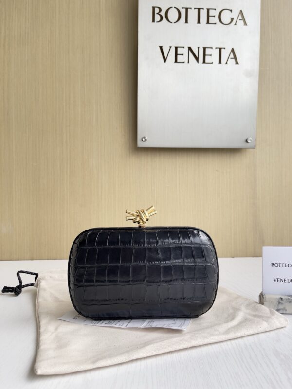 Bottega Veneta bag authentic quality 2025