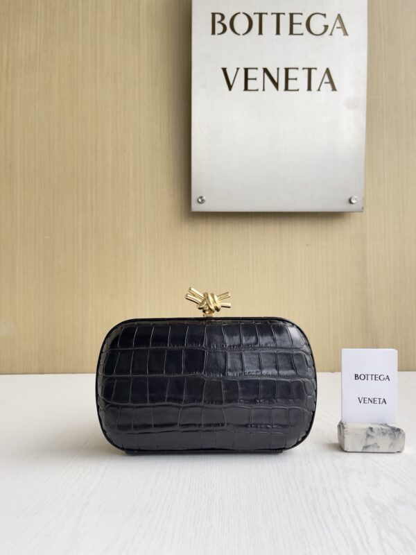 Bottega Veneta bag authentic quality 2025