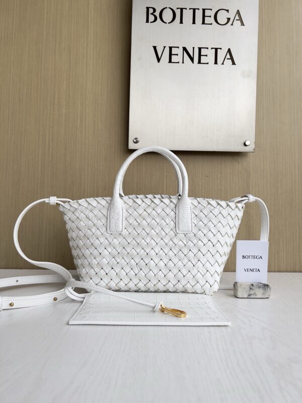 Bottega Veneta bag authentic quality 2025