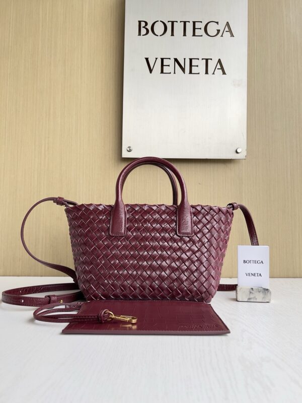 Bottega Veneta bag authentic quality 2025