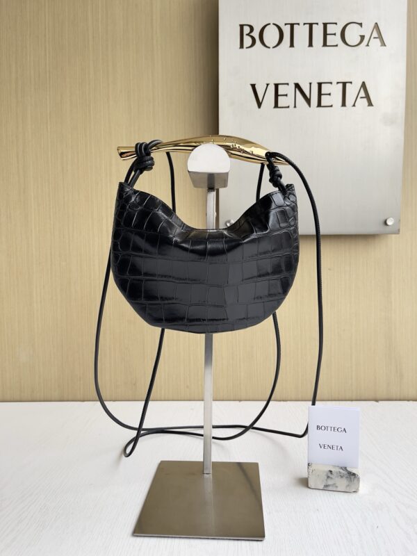 Bottega Veneta bag authentic quality 2025