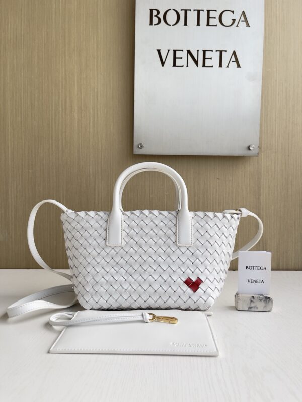 Bottega Veneta bag authentic quality 2025