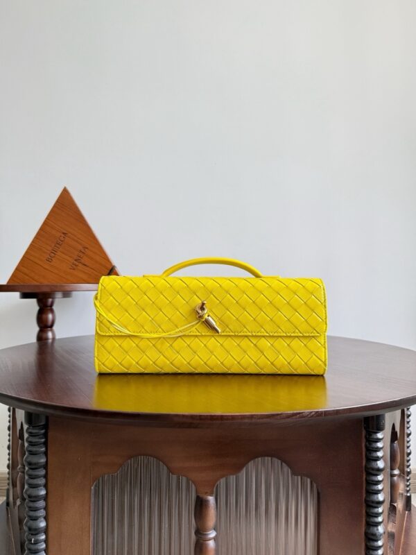 Bottega Veneta bag authentic quality 2025