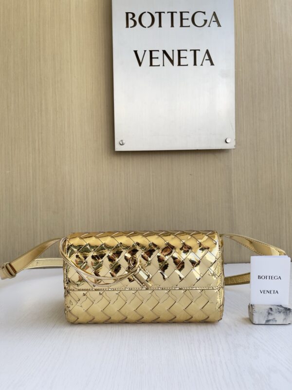 Bottega Veneta bag authentic quality 2025