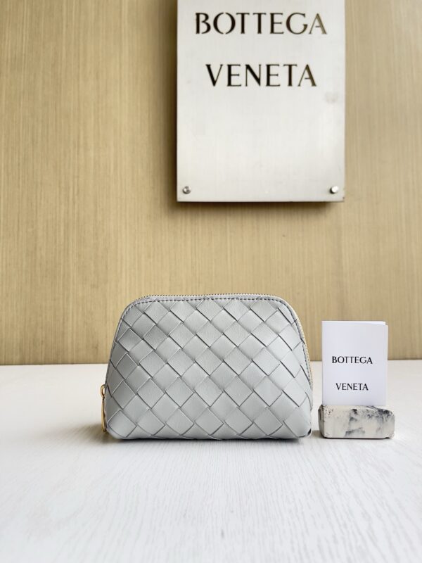 Bottega Veneta bag authentic quality 2025