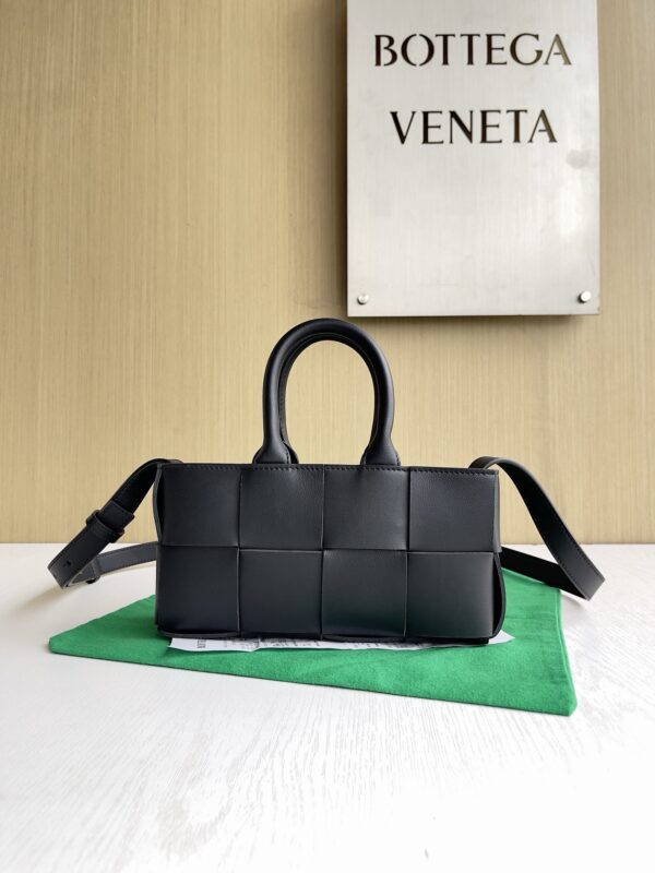 Bottega Veneta bag authentic quality 2025