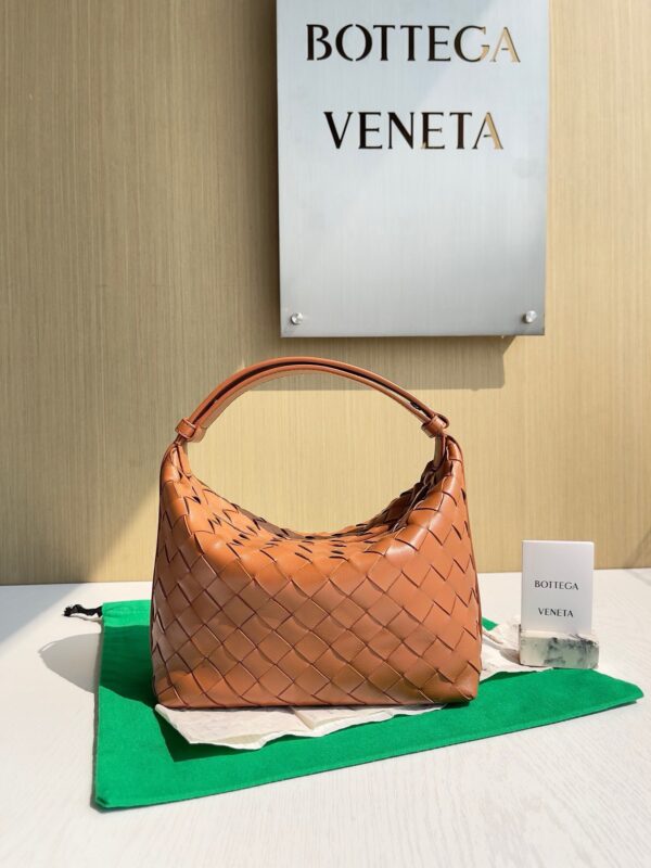 Bottega Veneta bag authentic quality 2025