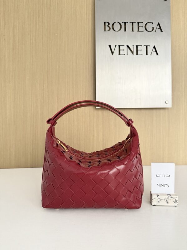 Bottega Veneta bag authentic quality 2025