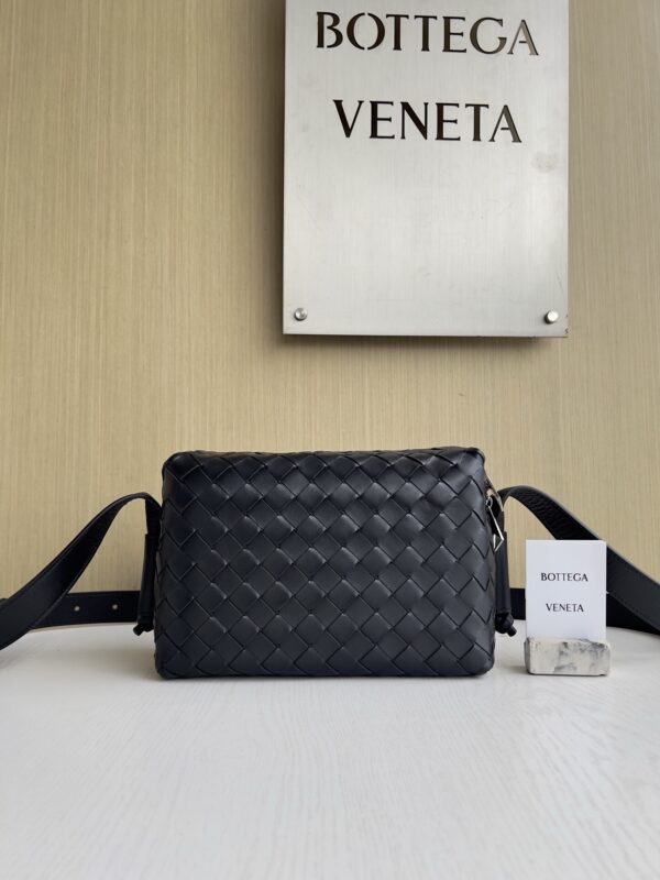 Bottega Veneta bag authentic quality 2025