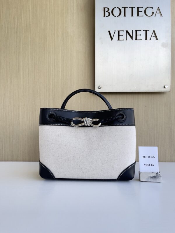 Bottega Veneta bag authentic quality 2025