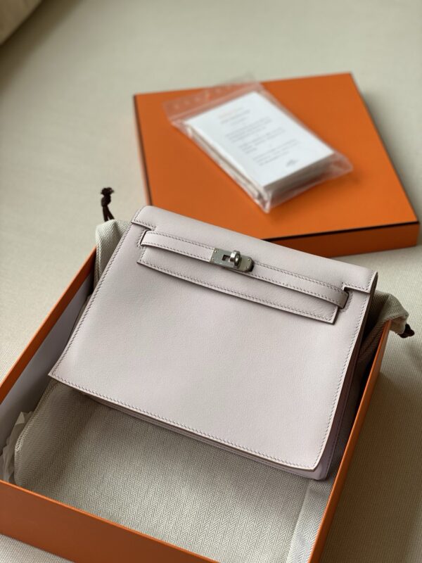 Hermes kelly danse swift leather phw mauve pale bag 2026 authentic quality ( if u don’t like quality can do refund)