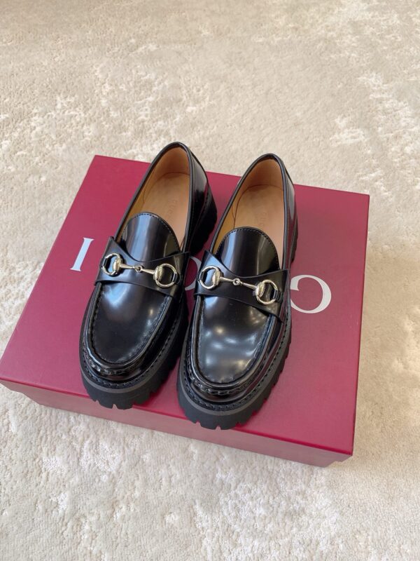 Gucci authentic quality shoes 2025