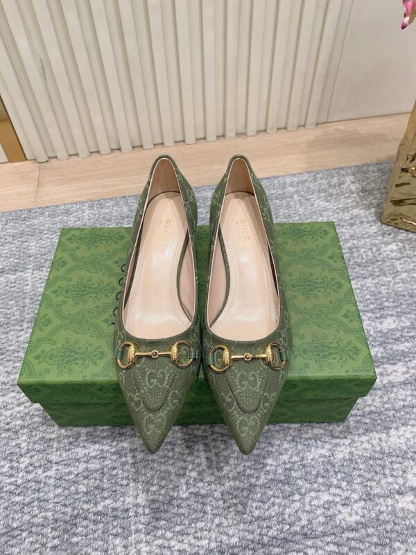 Gucci authentic quality shoes 2025