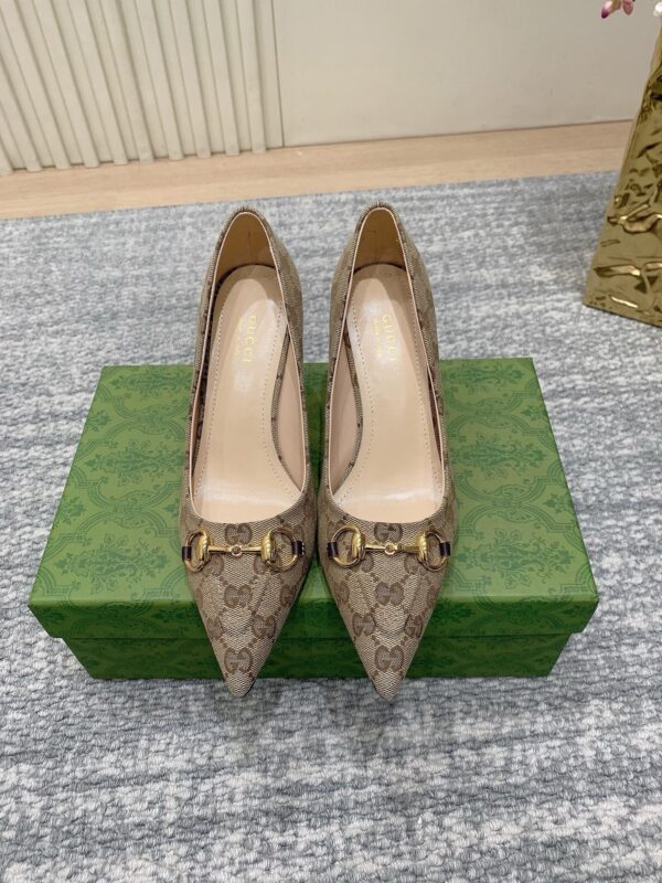 Gucci authentic quality shoes 2025