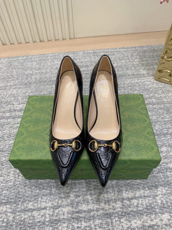 Gucci authentic quality shoes 2025