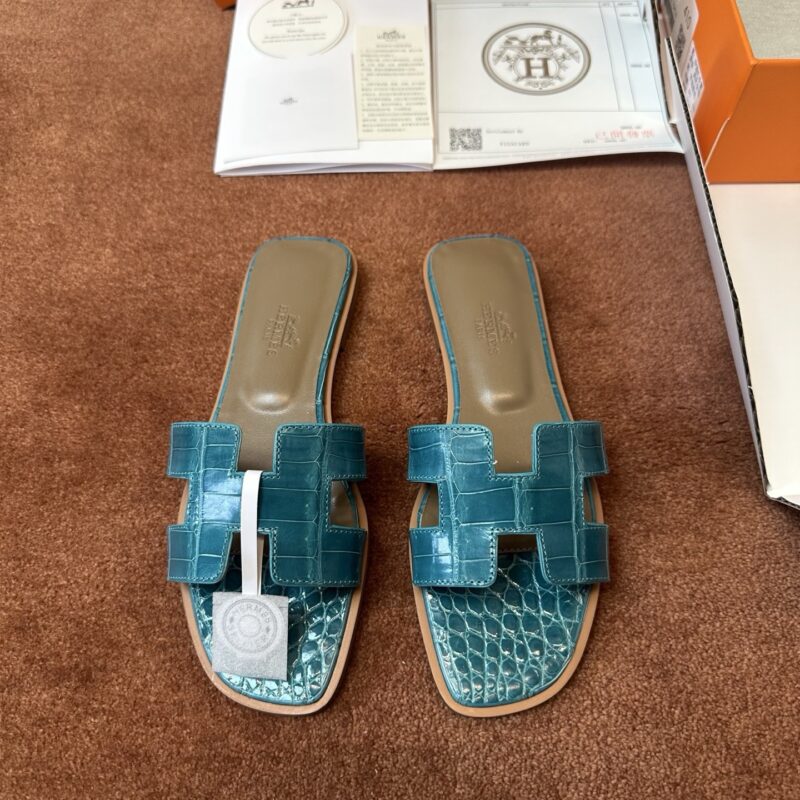 Hermes authentic quality shoes 2025