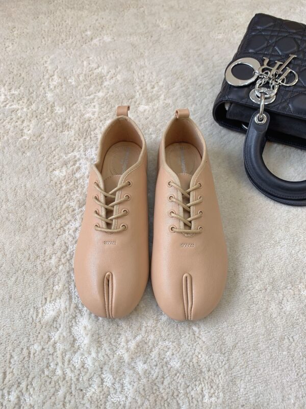 Maison Margiela authentic quality shoes 2025