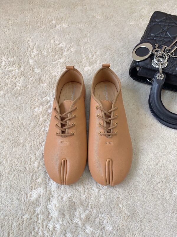 Maison Margiela authentic quality sneakers 2025