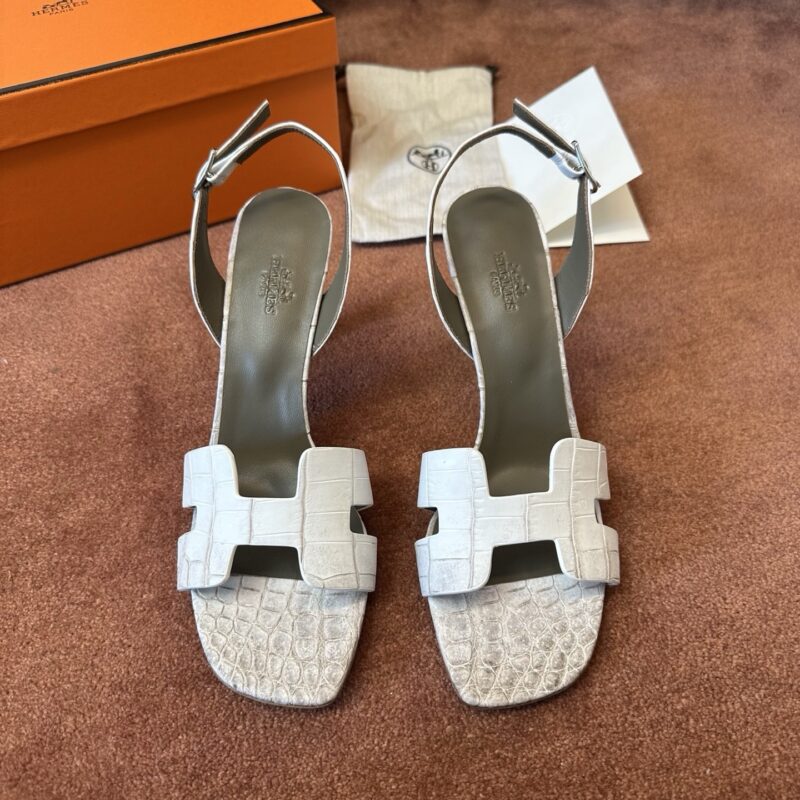 Hermes authentic quality shoes 2025