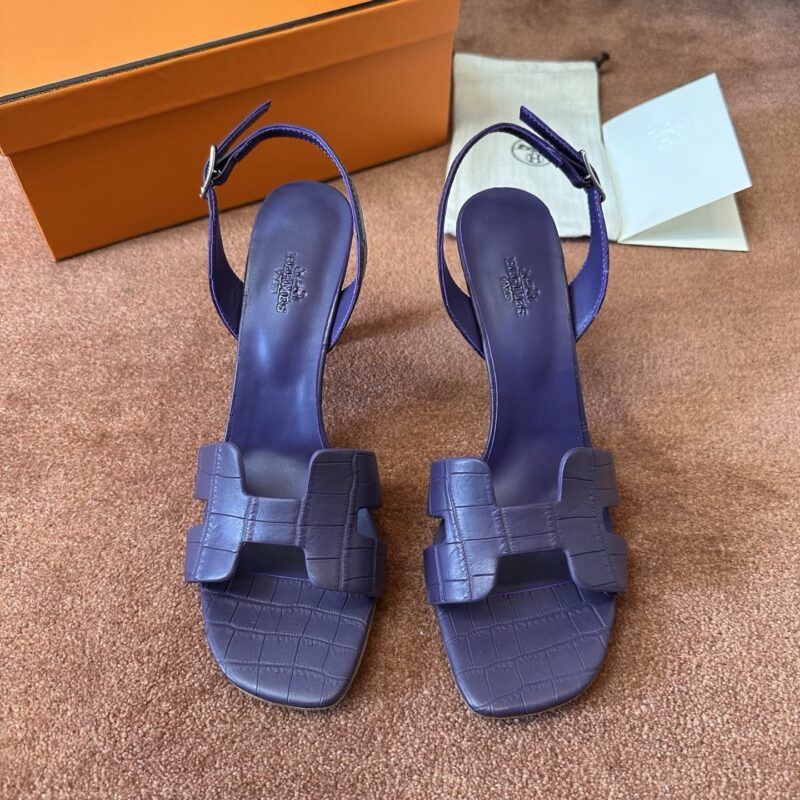 Hermes authentic quality shoes 2025