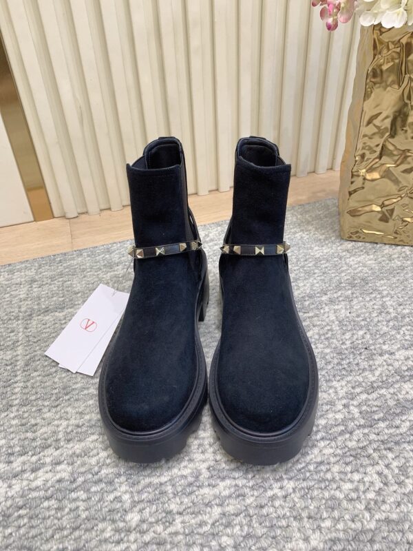 Valentino authentic quality boots 2025