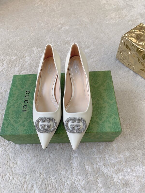 Gucci authentic quality shoes 2025