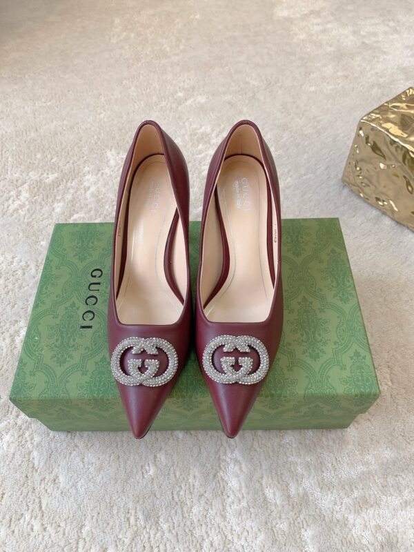 Gucci authentic quality shoes 2025