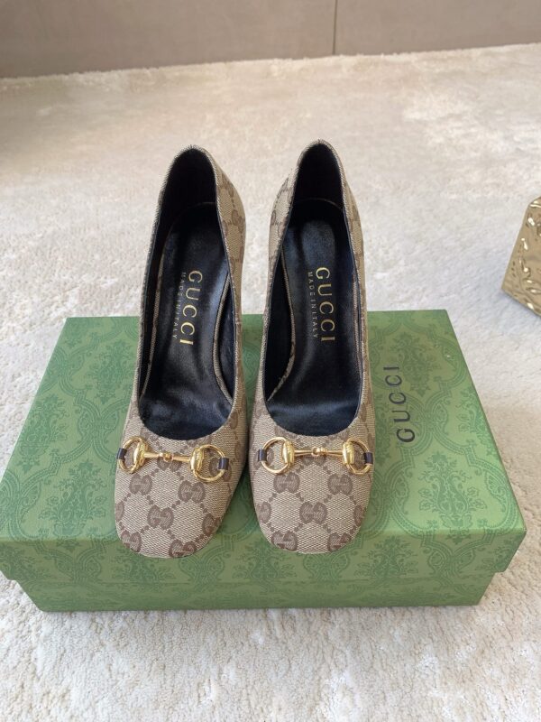 Gucci authentic quality shoes 2025