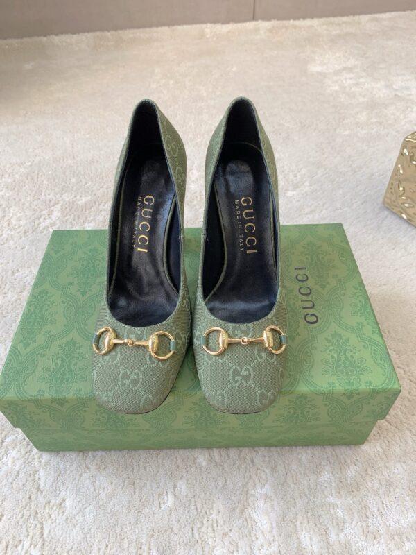 Gucci authentic quality shoes 2025