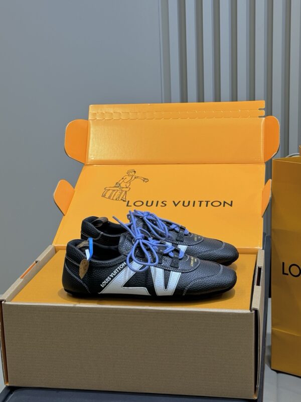 Louis Vuitton authentic quality sneakers 2025