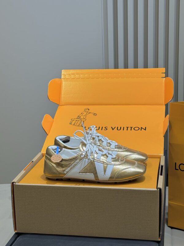Louis Vuitton authentic quality sneakers 2025