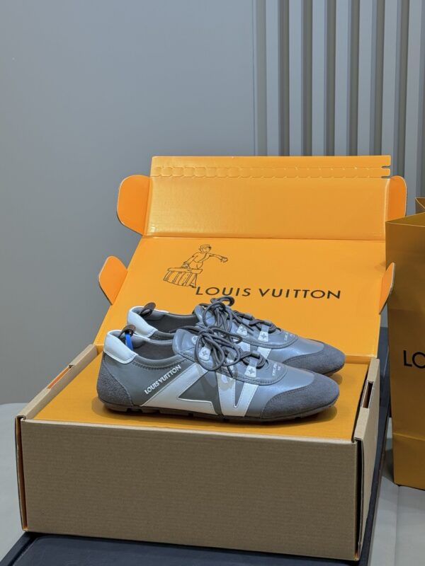 Louis Vuitton authentic quality sneakers 2025