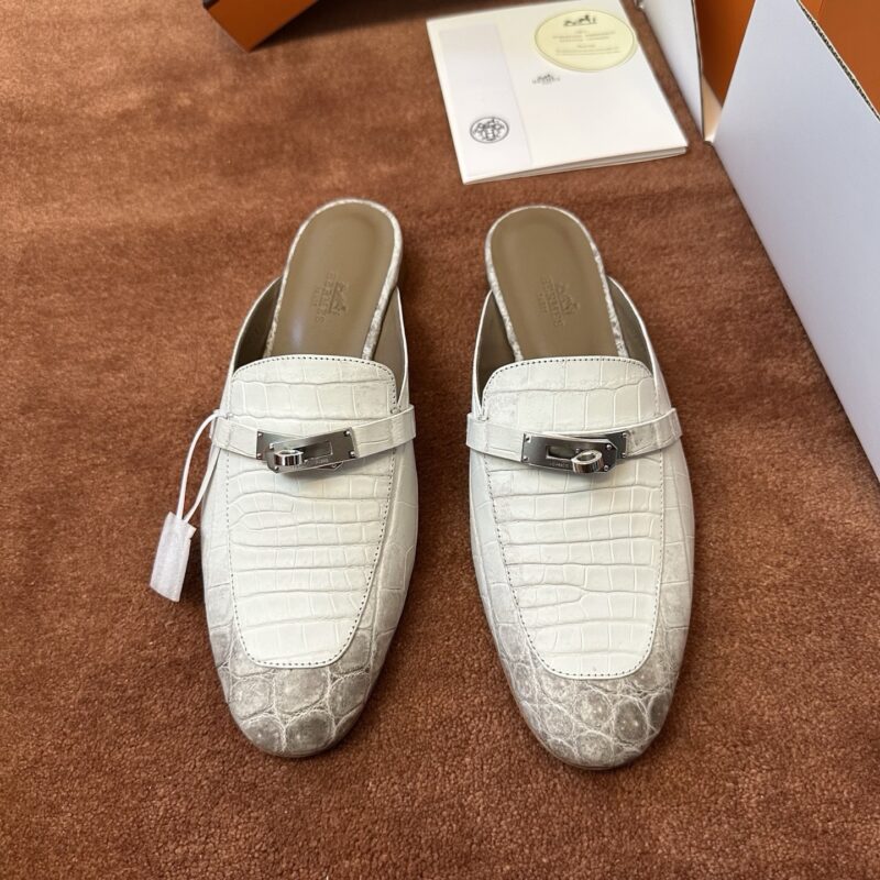 Hermes authentic quality shoes 2025