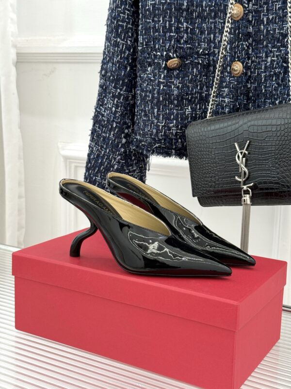 Ferragamo authentic quality shoes 2026