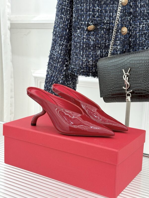 Ferragamo authentic quality shoes 2026