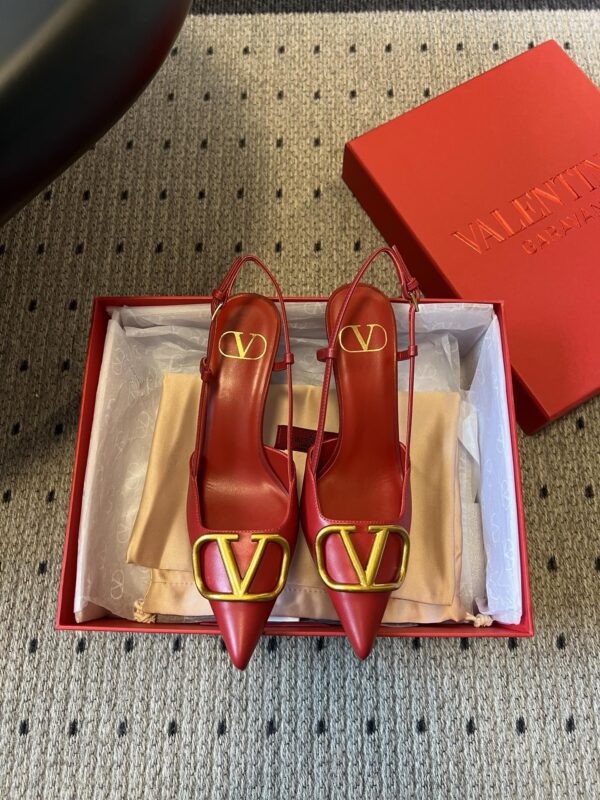 Valentino authentic quality shoes 2025