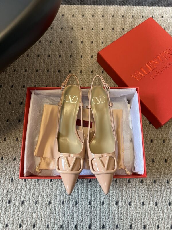 Valentino authentic quality shoes 2025