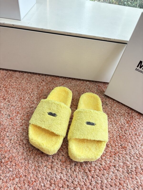 Maison Margiela authentic quality shoes 2025