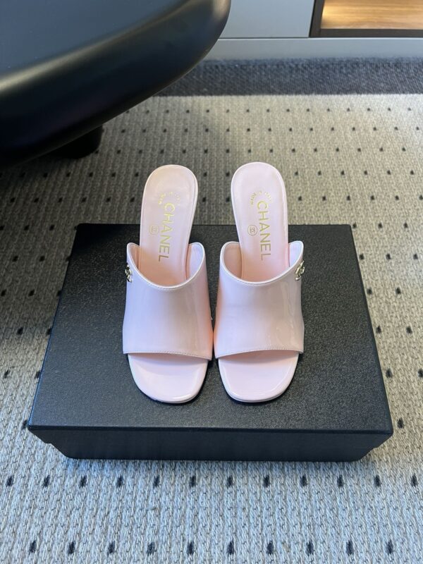 Chanel authentic quality shoes 2026