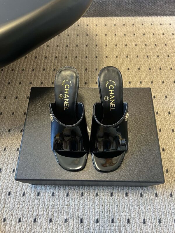 Chanel authentic quality shoes 2026