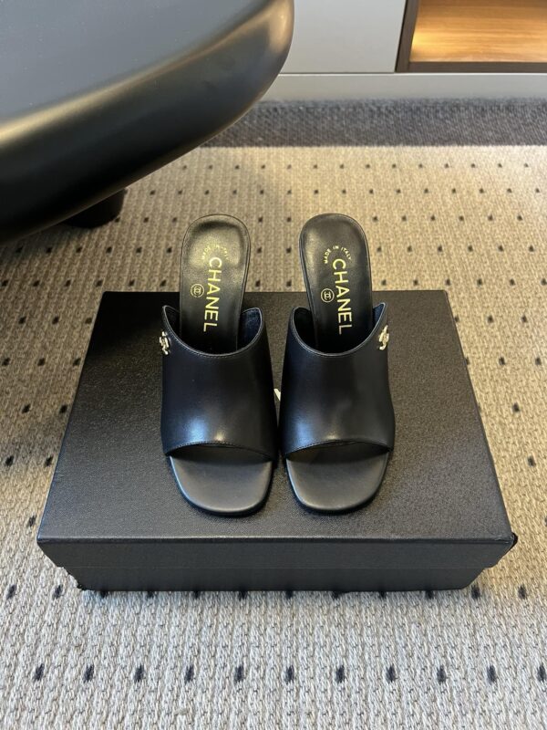 Chanel authentic quality shoes 2026