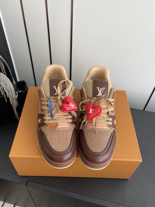 Louis Vuitton authentic quality sneakers 2026